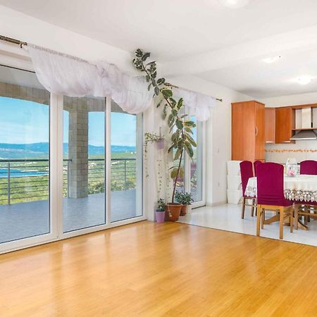 Apartments In Cizici/Insel Krk 31083 Bilik gambar
