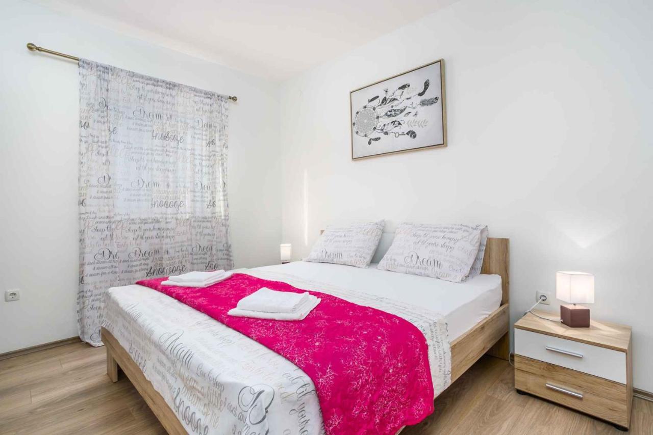 Apartments In Cizici/Insel Krk 31083 Luaran gambar