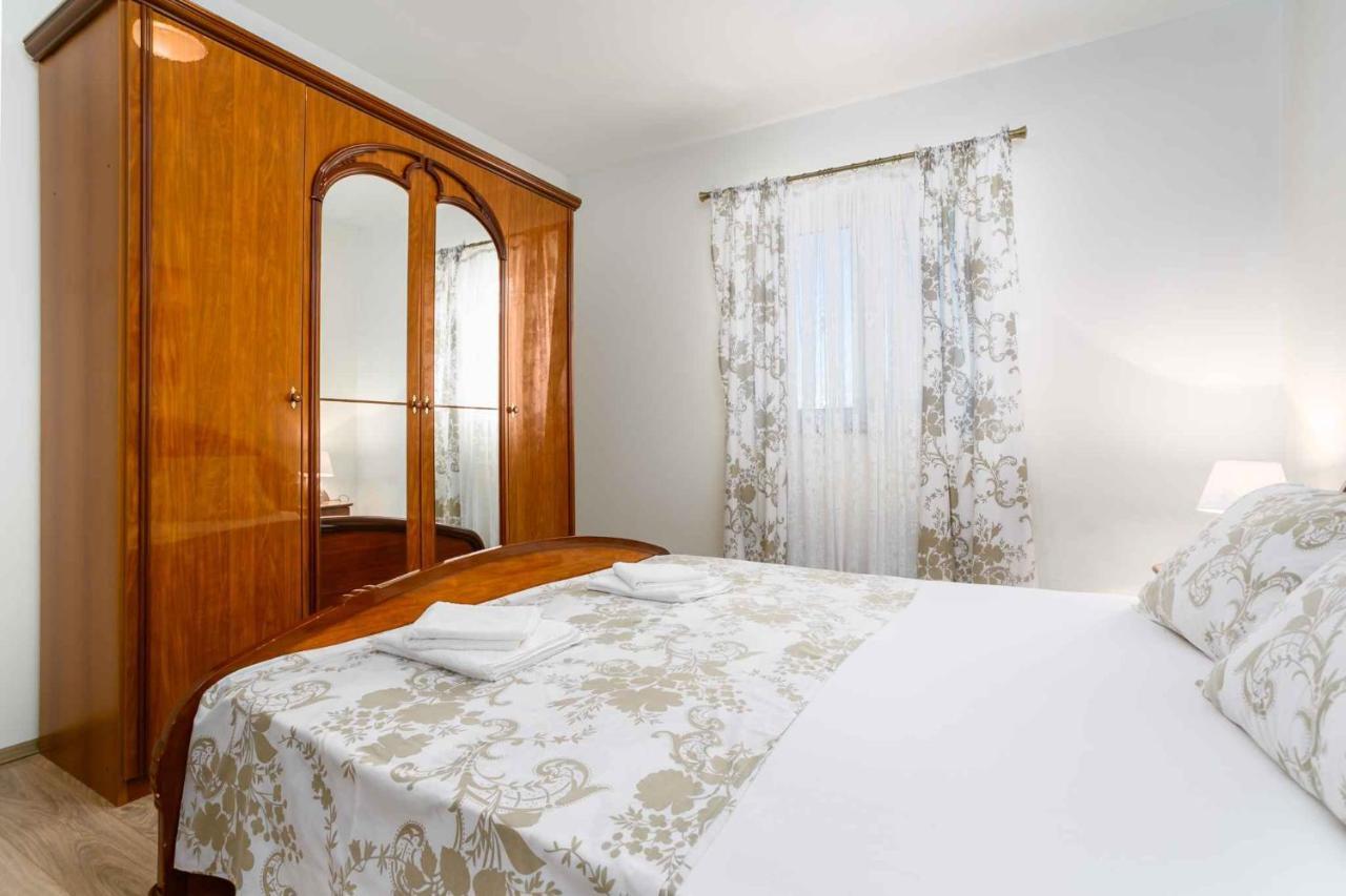 Apartments In Cizici/Insel Krk 31083 Luaran gambar