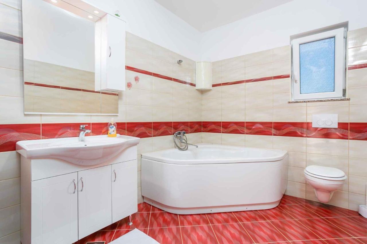 Apartments In Cizici/Insel Krk 31083 Luaran gambar