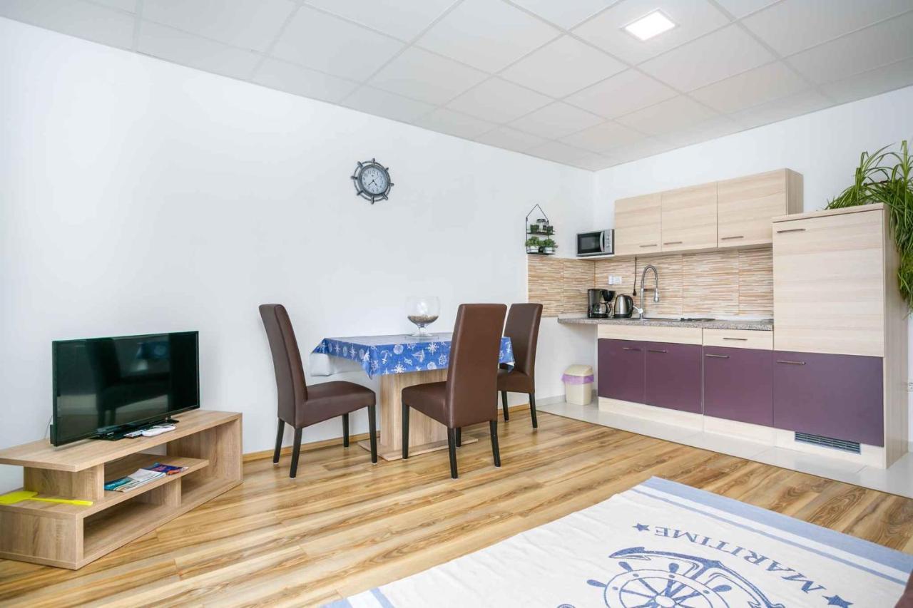 Apartments In Cizici/Insel Krk 31083 Luaran gambar